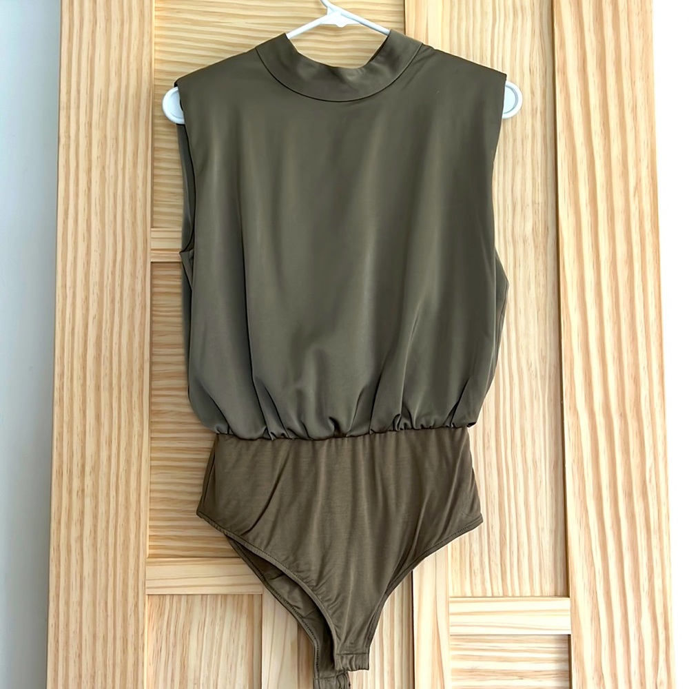 Metallic Silver Green Body Suit sz S